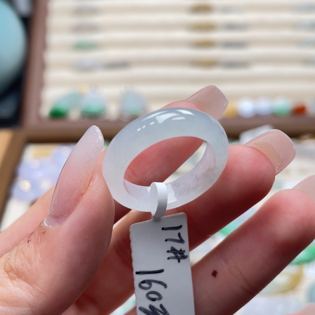 *****翡翠未镶嵌戒圈a05港圈17白月光