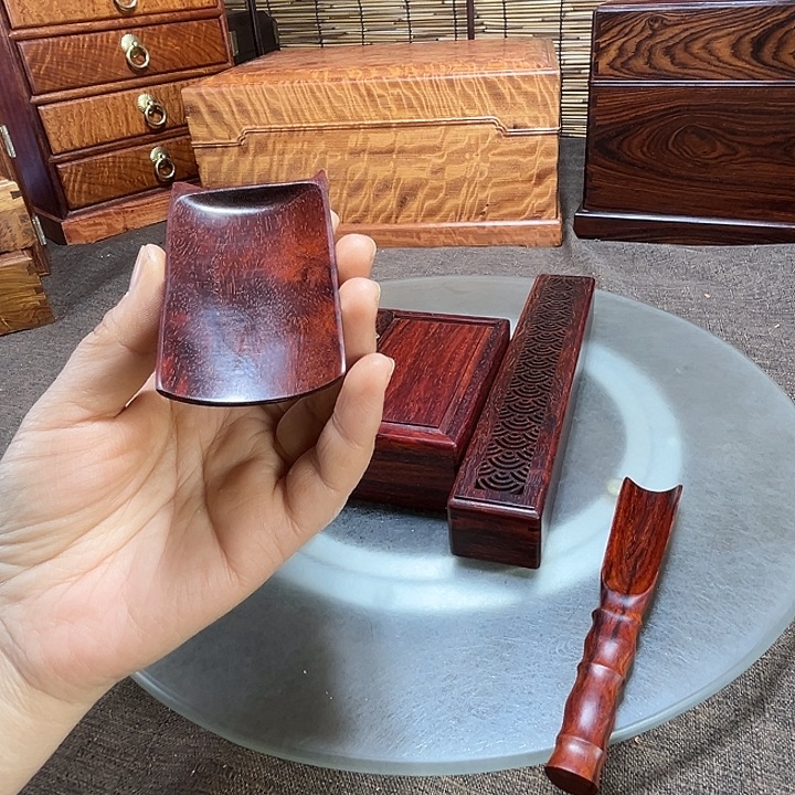 檀香紫檀（小叶紫檀）