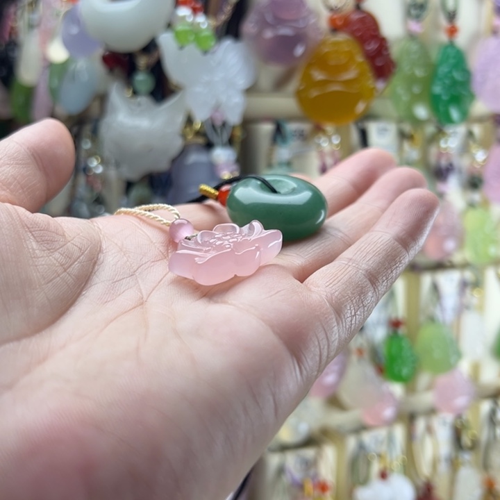 毛***毛玛瑙/玉髓未镶嵌颈饰