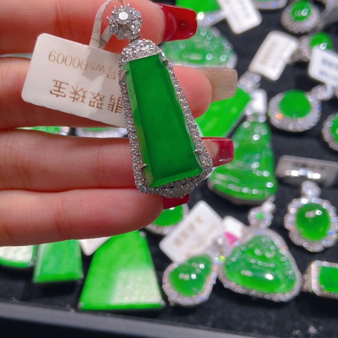 翡翠吊坠(不含链)银S925镶嵌