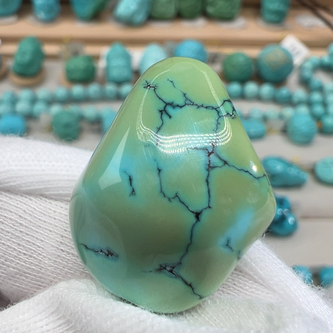 绿松石配饰未镶嵌