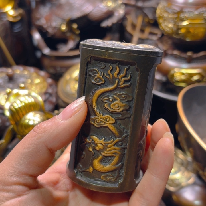 铜器摆件收收藏藏