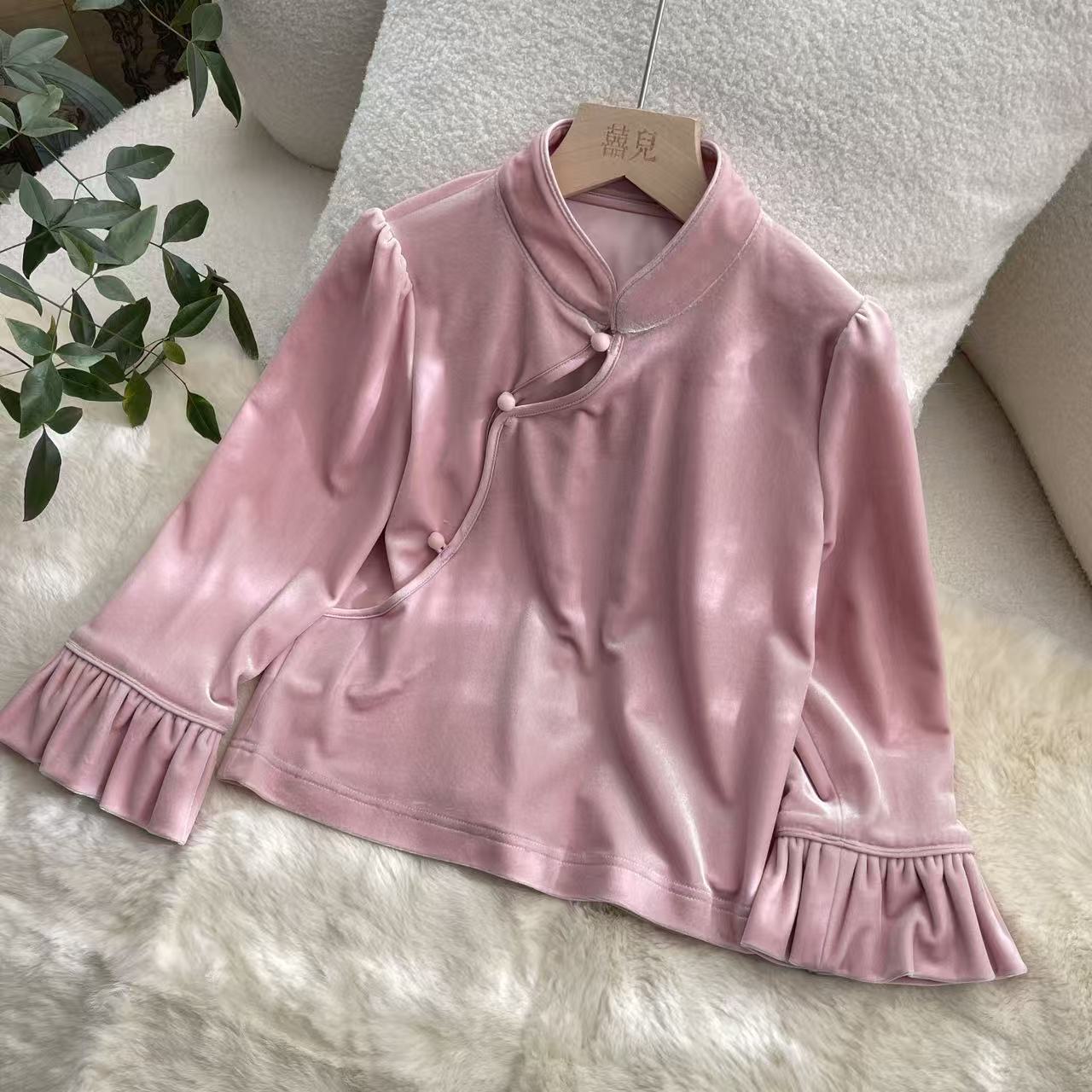 【喜儿定制】冬季新款时尚气质百搭显瘦粉色丝绒内搭上衣汉服