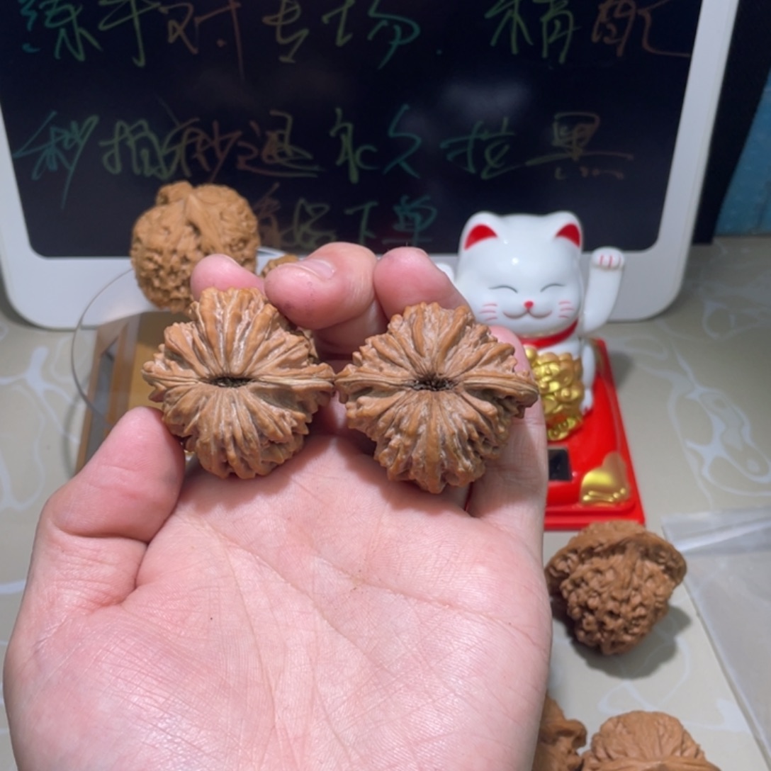 M***/核桃42四座楼一对儿