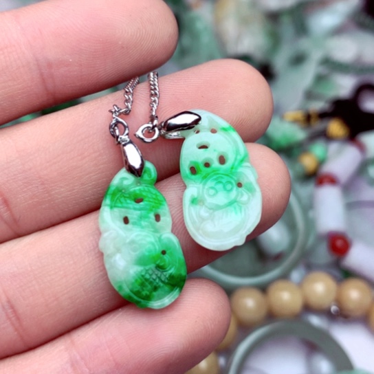 翡翠吊坠(不含链)未镶嵌