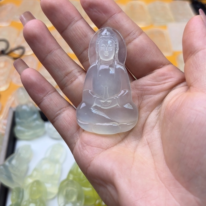 岫玉未镶嵌吊坠(赠链)天然岫玉素衣观音