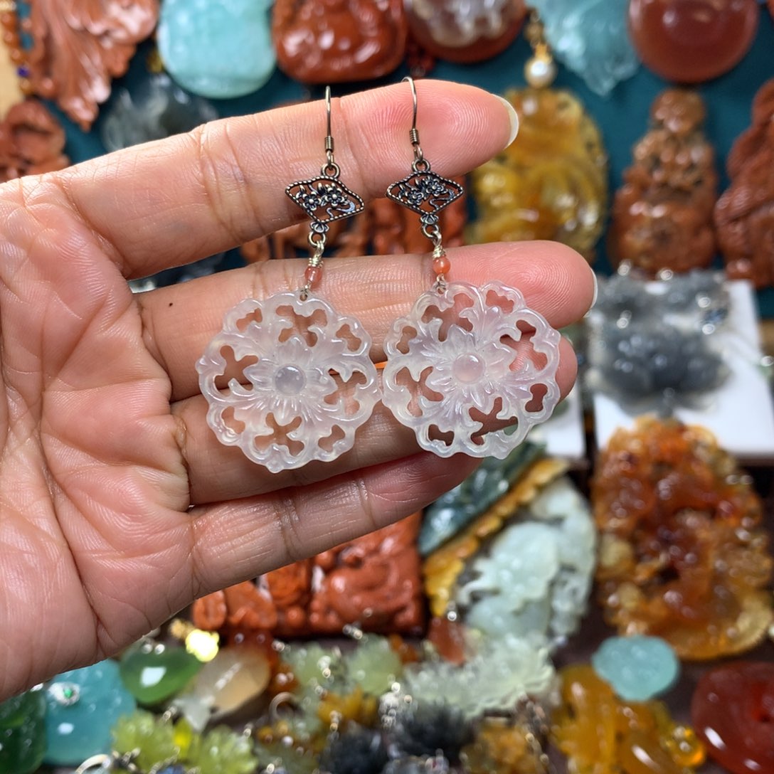 蛇纹石玉耳坠未镶嵌