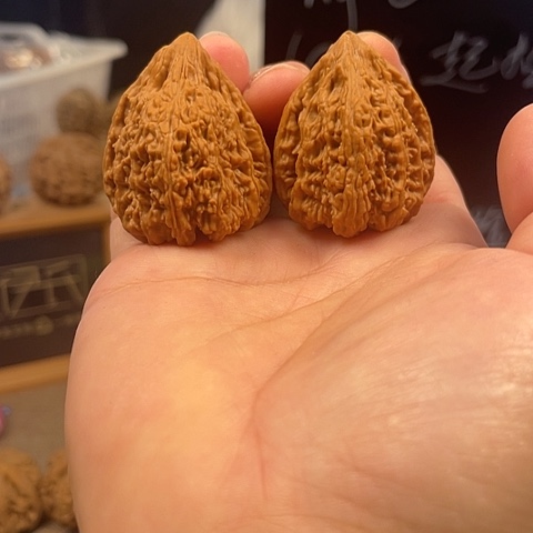 文玩核桃把件塔尖32