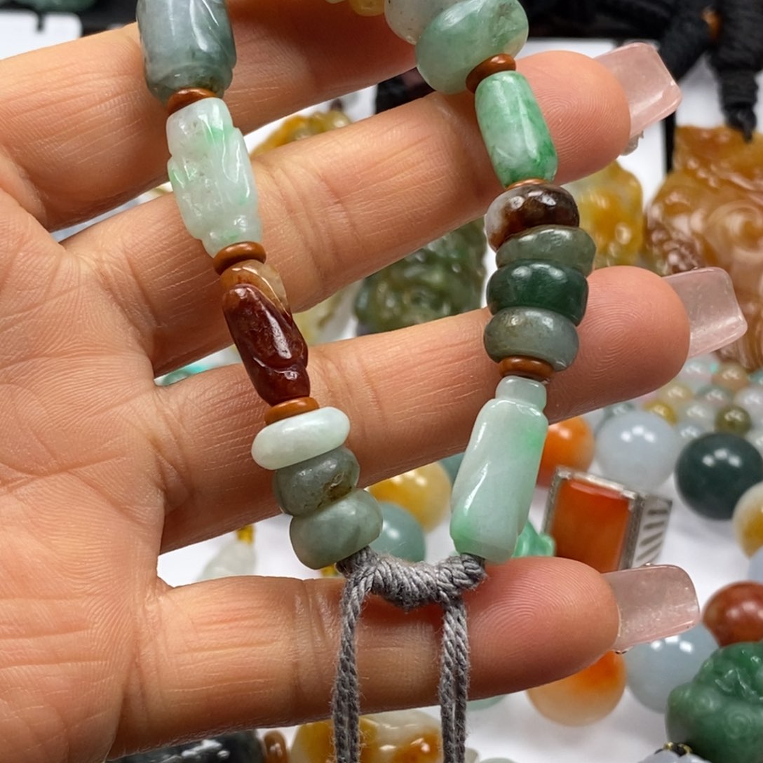 翡翠手链未镶嵌用**子