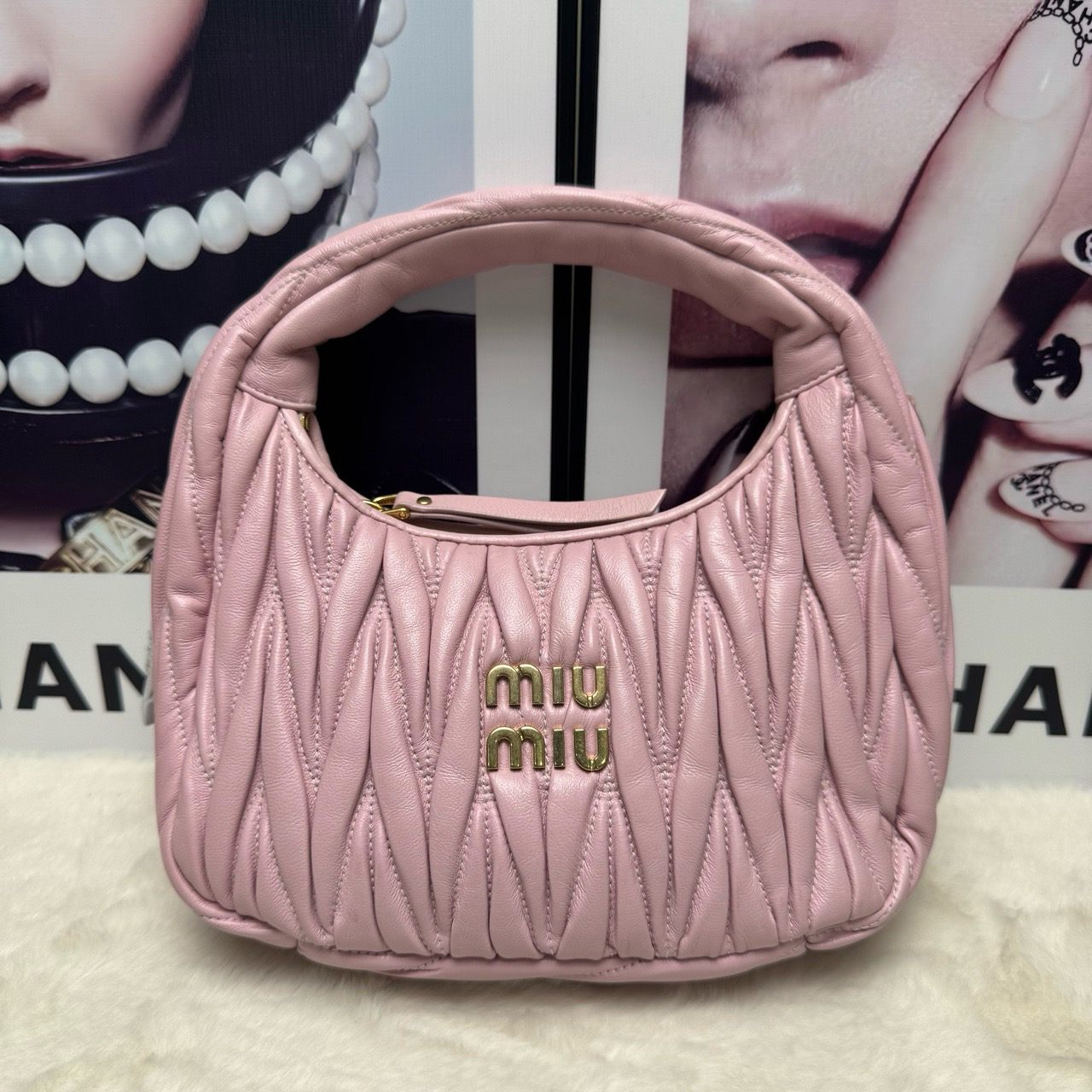99新 MIU MIU/缪缪 小号樱花粉wander腋下hobo