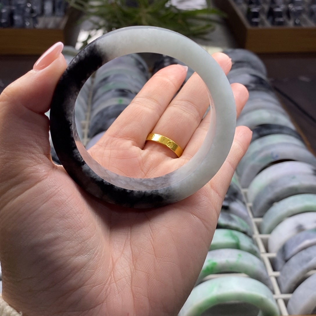 占***者定制翡翠未镶嵌天然a货