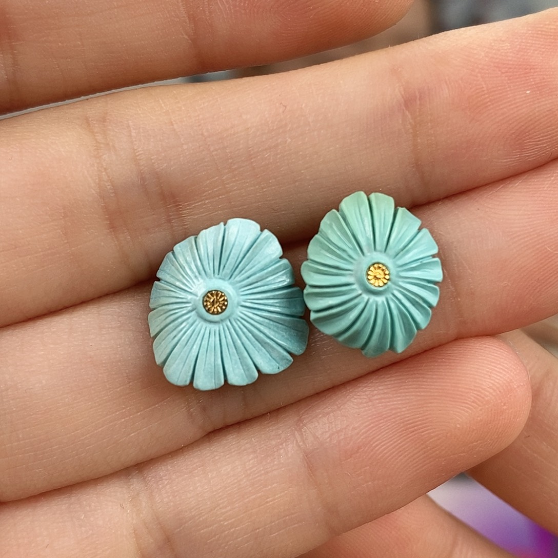 绿松石未镶嵌珠宝奇石