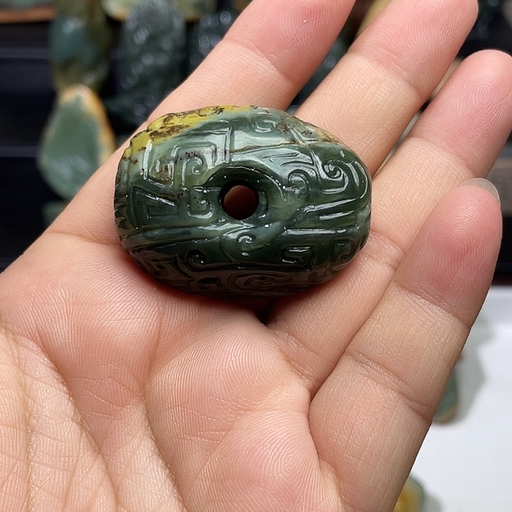 岫岩河磨玉（透闪石质玉）未镶嵌吊坠(不含链)