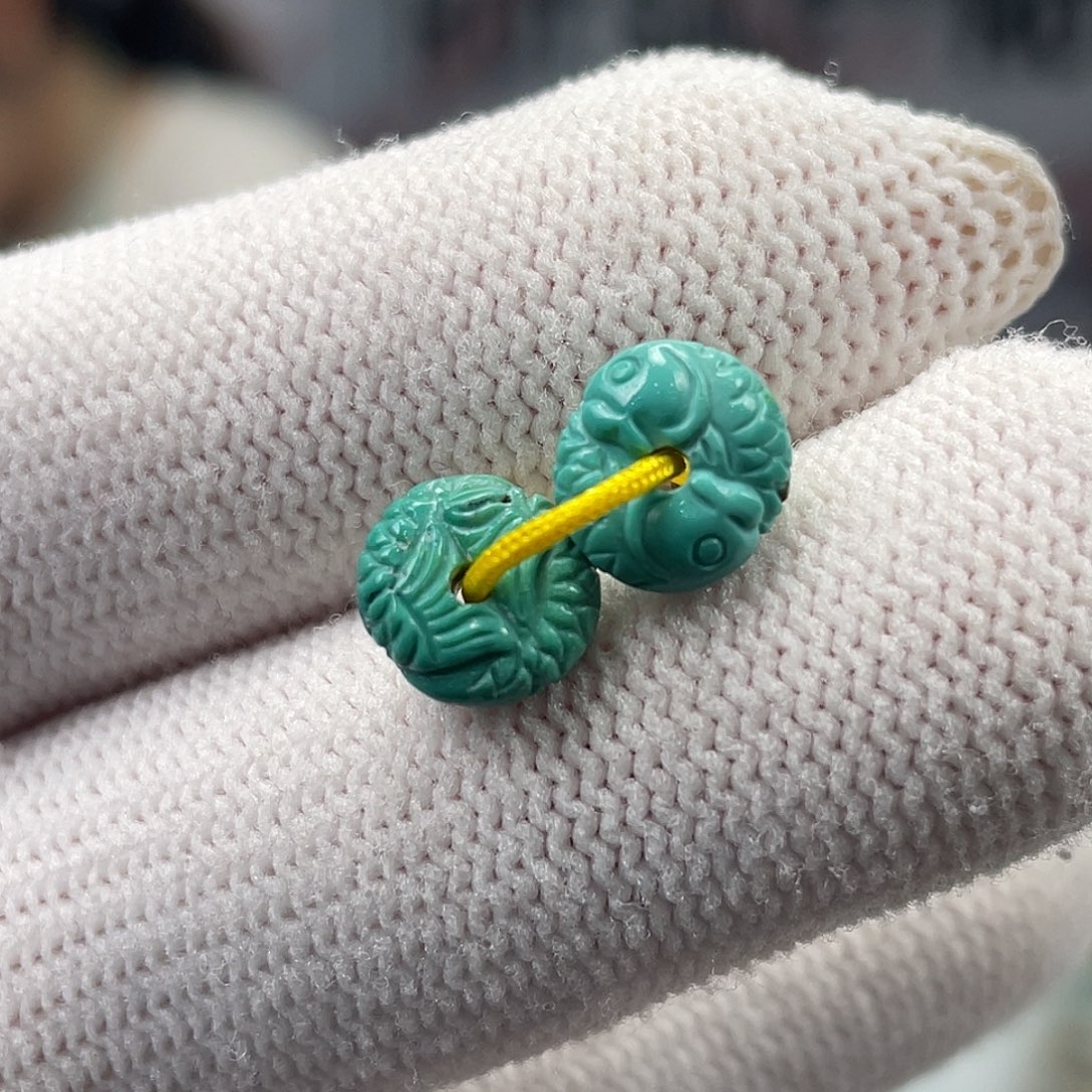 绿松石未镶嵌挂件