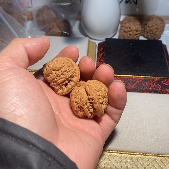 文玩核桃把件M*T核桃