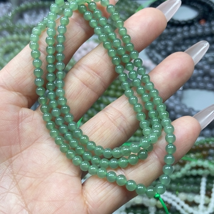 和田玉颈饰未镶嵌4