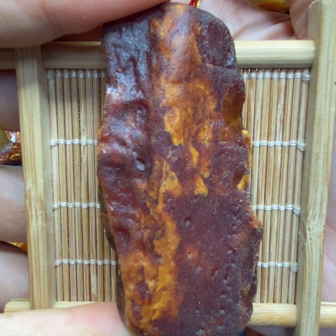 定制琥珀未镶嵌陈