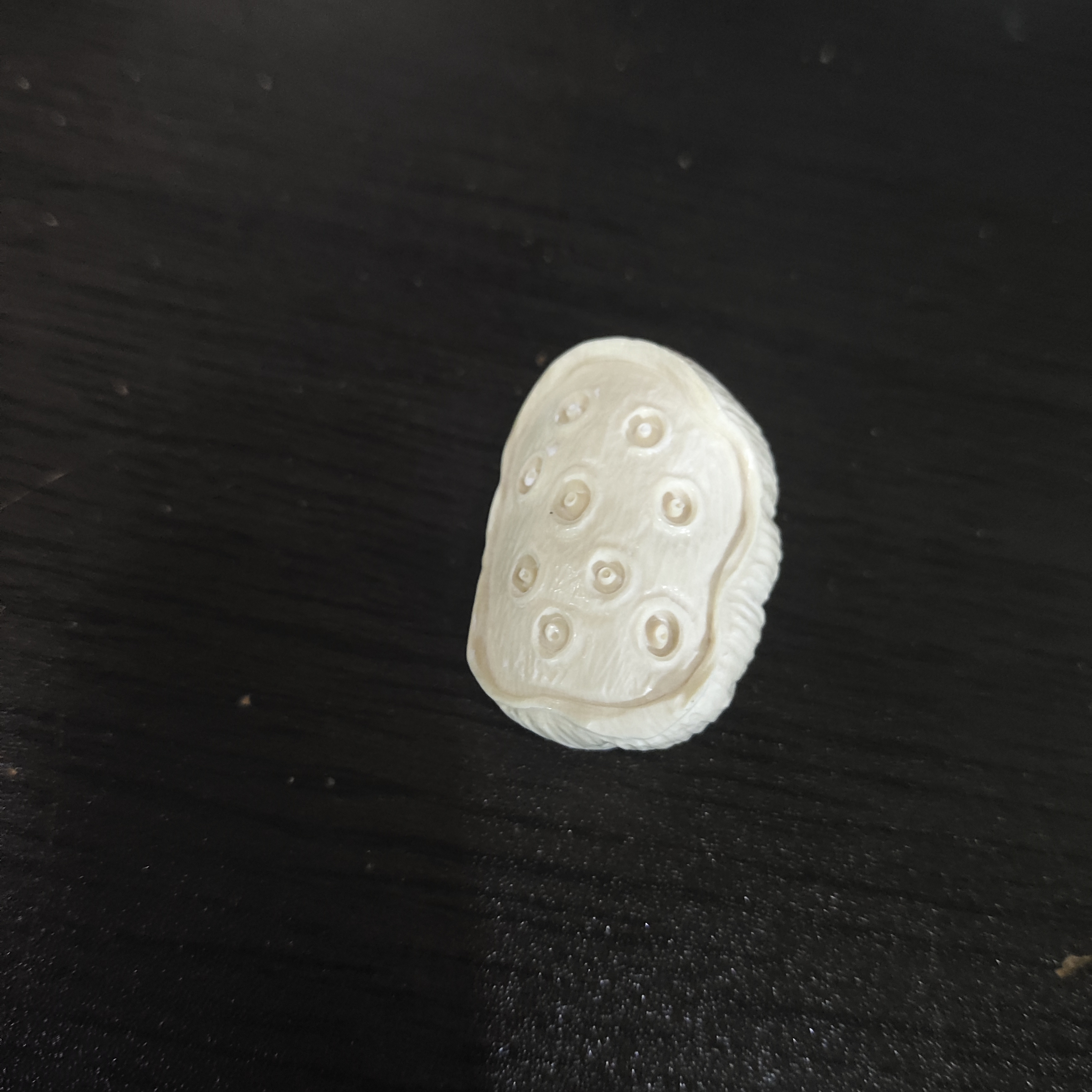 猛犸约12克雕刻件ZL2174