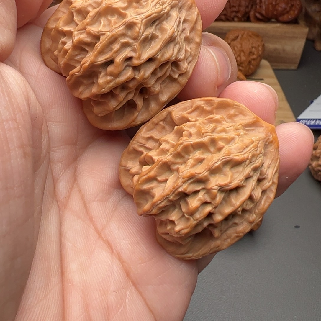 文玩核桃把件盘山