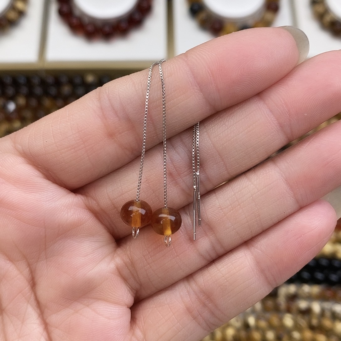 琥珀未镶嵌裸石琥珀