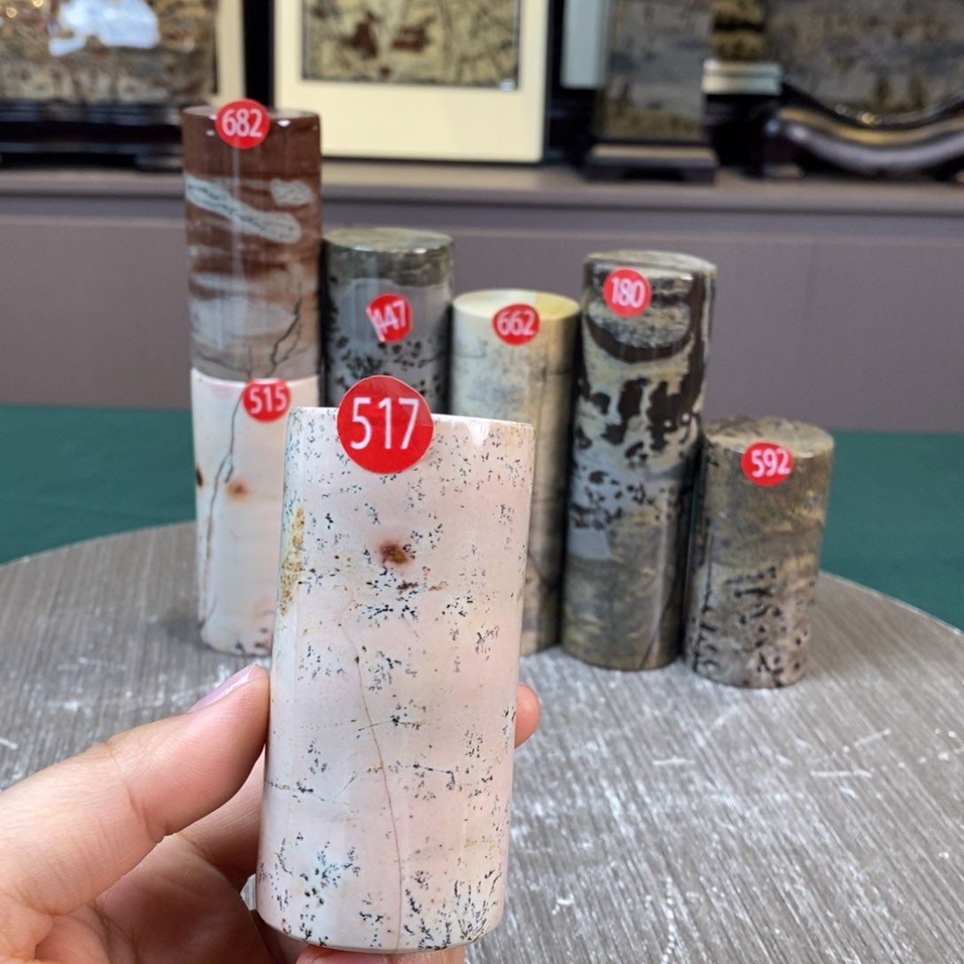 石材广西国画石草花石