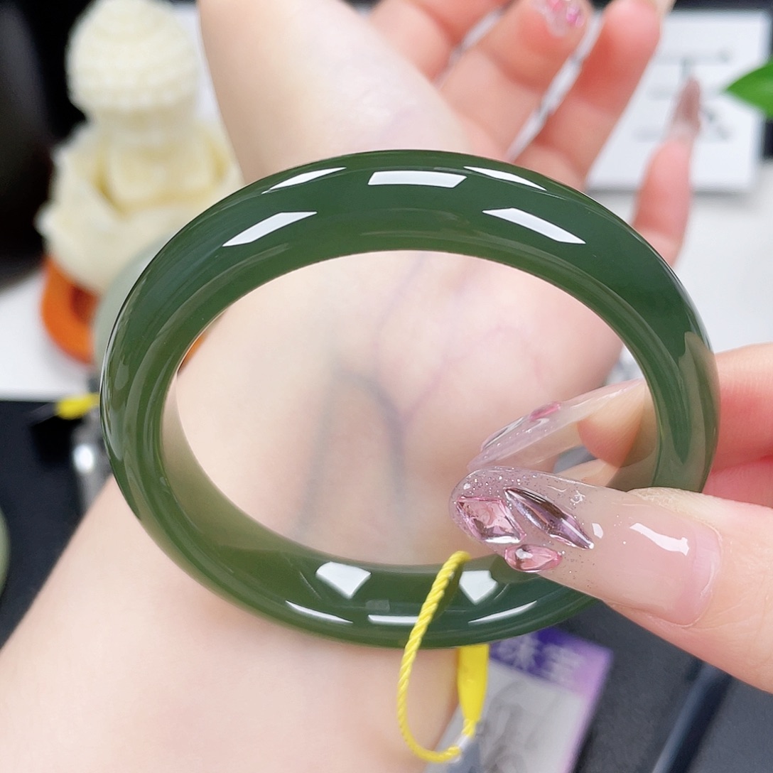 和田玉手镯未镶嵌5354