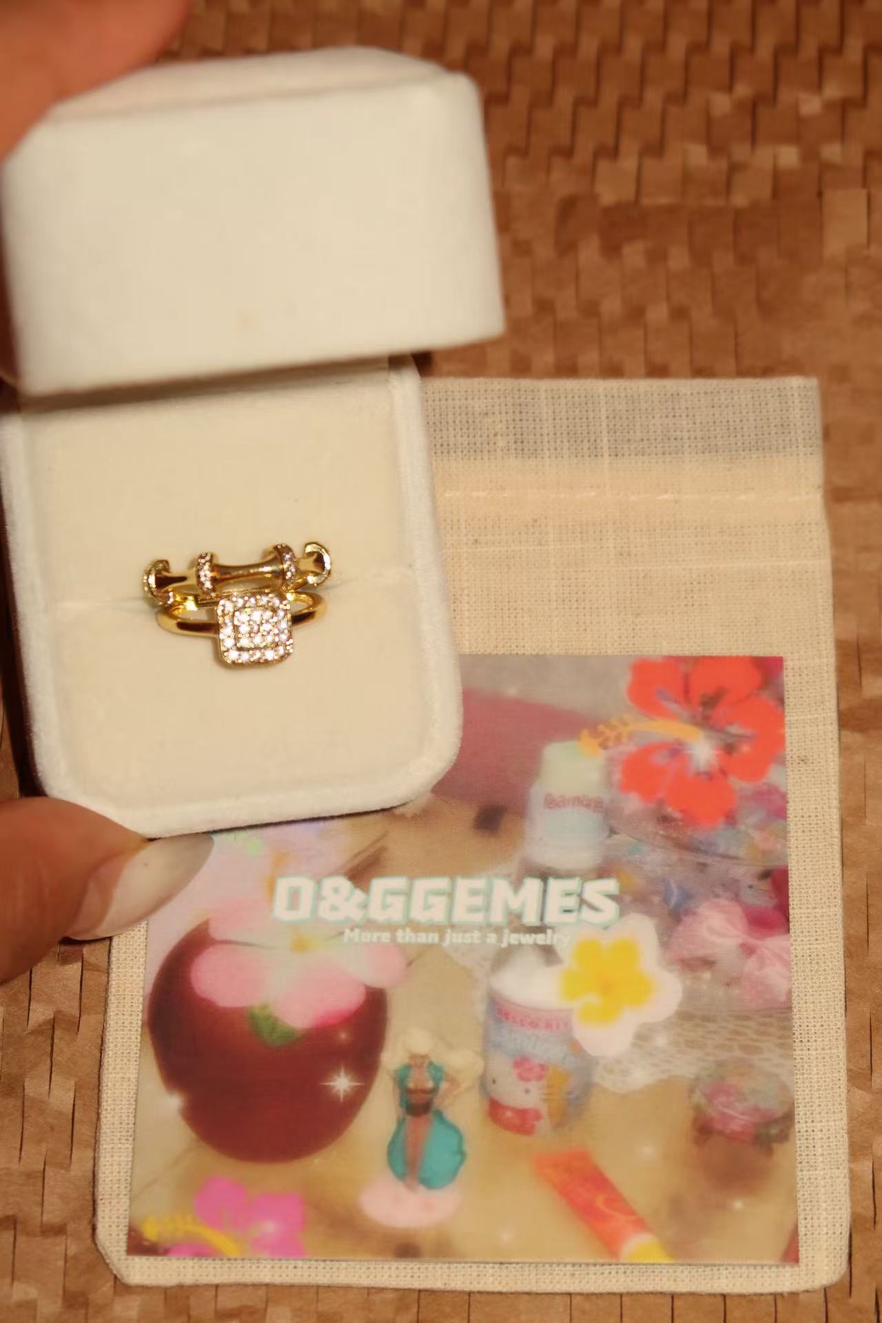 铜合金锆石戒指 OGGEMS2025新款双层锆石GS戒指镶嵌满钻气质金色