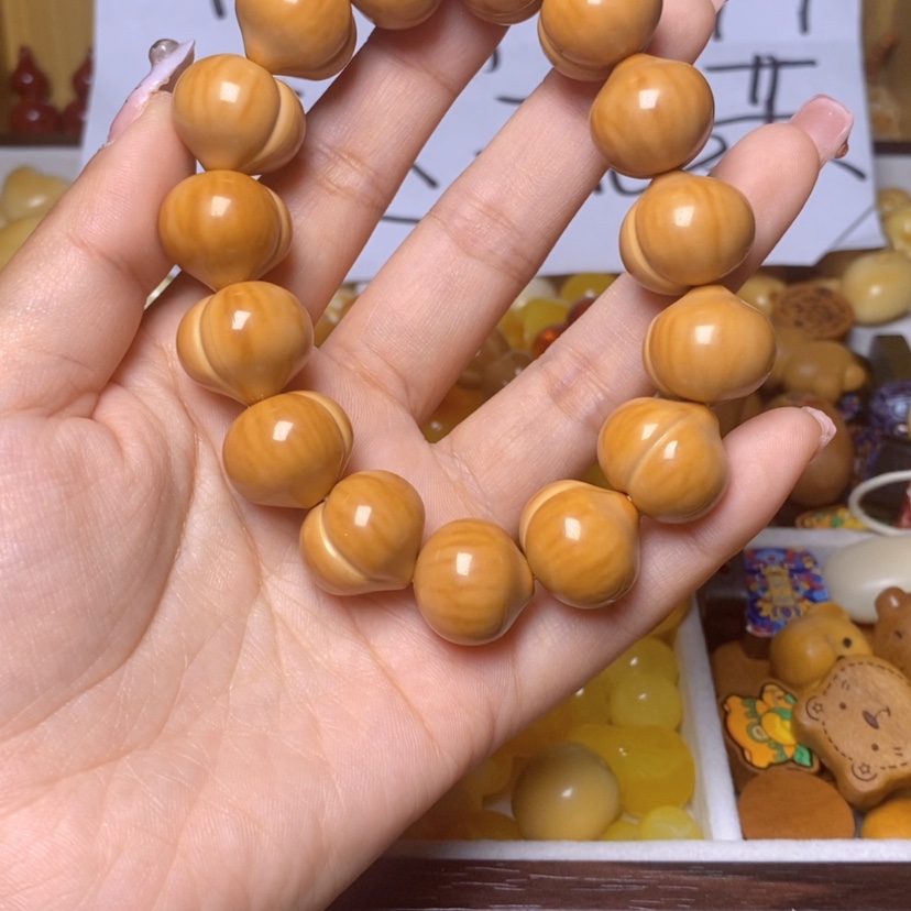 【闪购商品】吊坠橄榄核糖*苦屁桃18