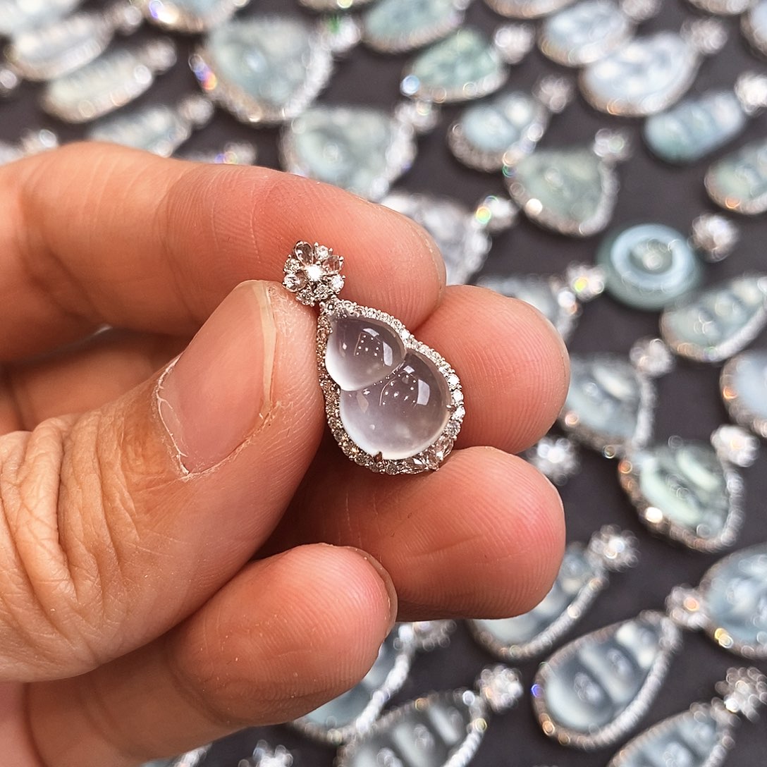 翡翠颈饰18K金镶嵌啊啊啊啊啊