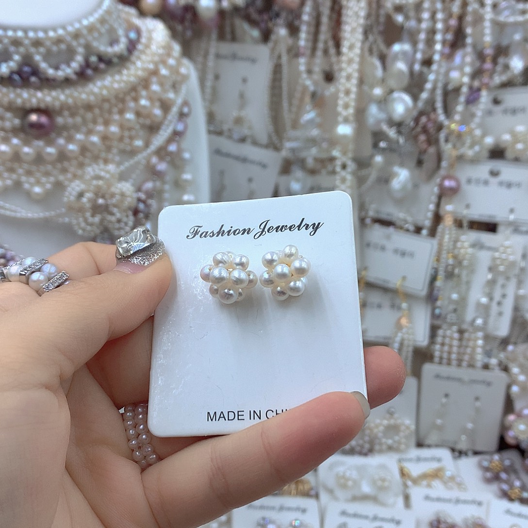 淡水珍珠银S925镶嵌耳饰