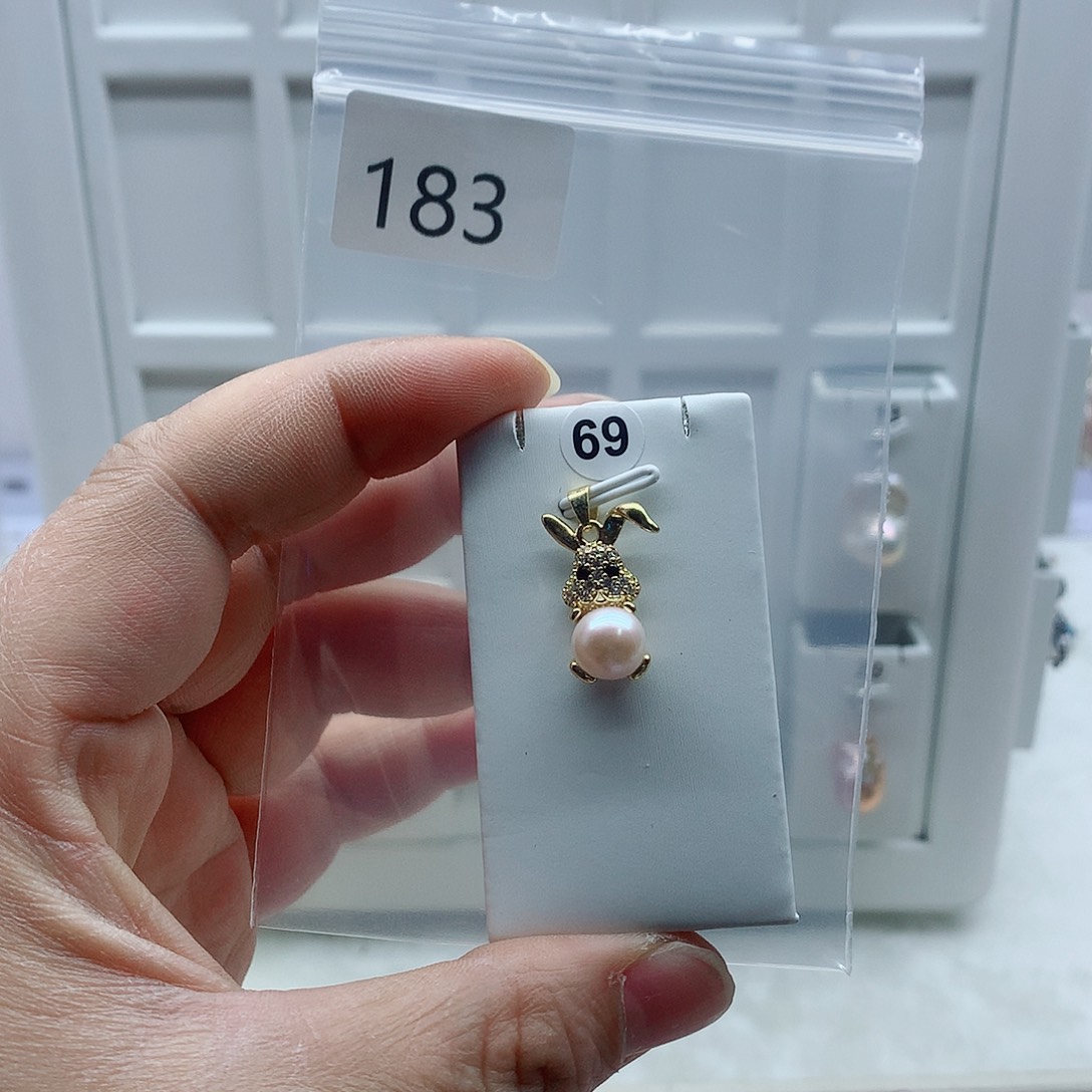 合金吊坠(不含链)淡水珍珠