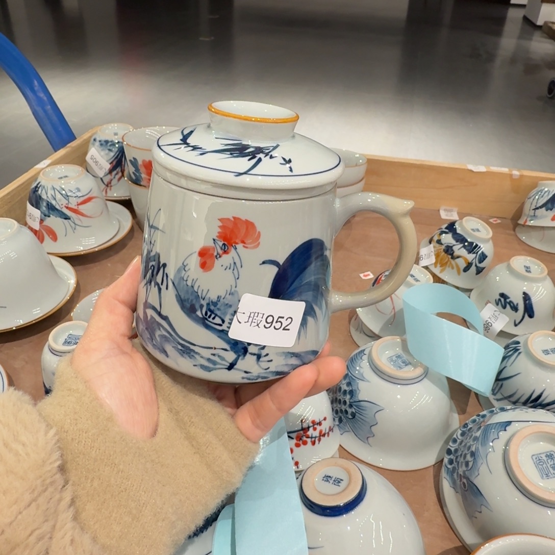 釉下手绘茶具微瑕