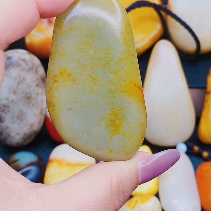 未镶嵌和田玉挂件