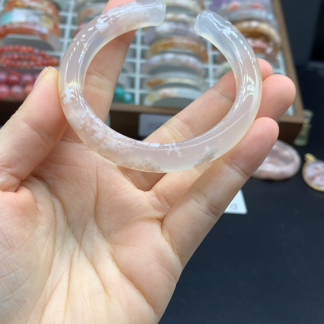 【闪购商品】玛瑙/玉髓耳钉未镶嵌婷*宝