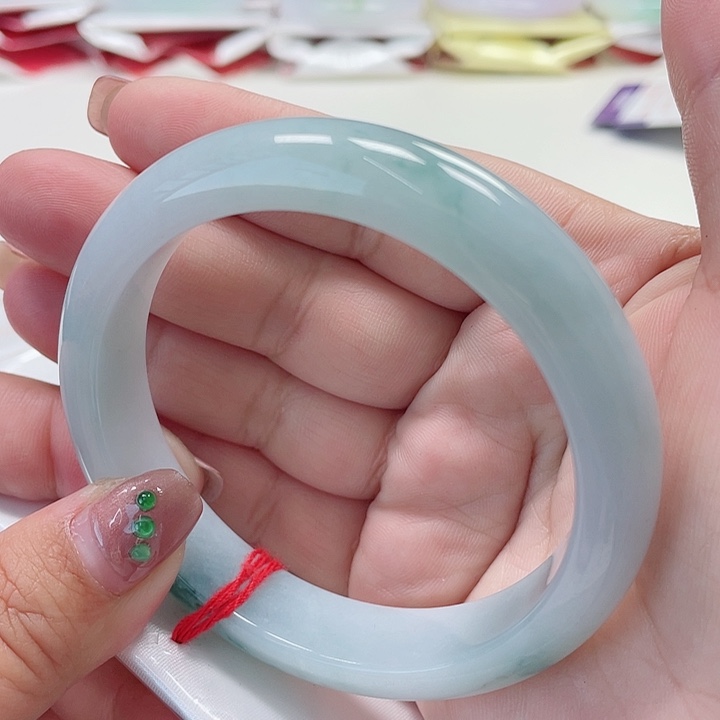 翡翠手镯未镶嵌缅甸翡翠手镯62圈