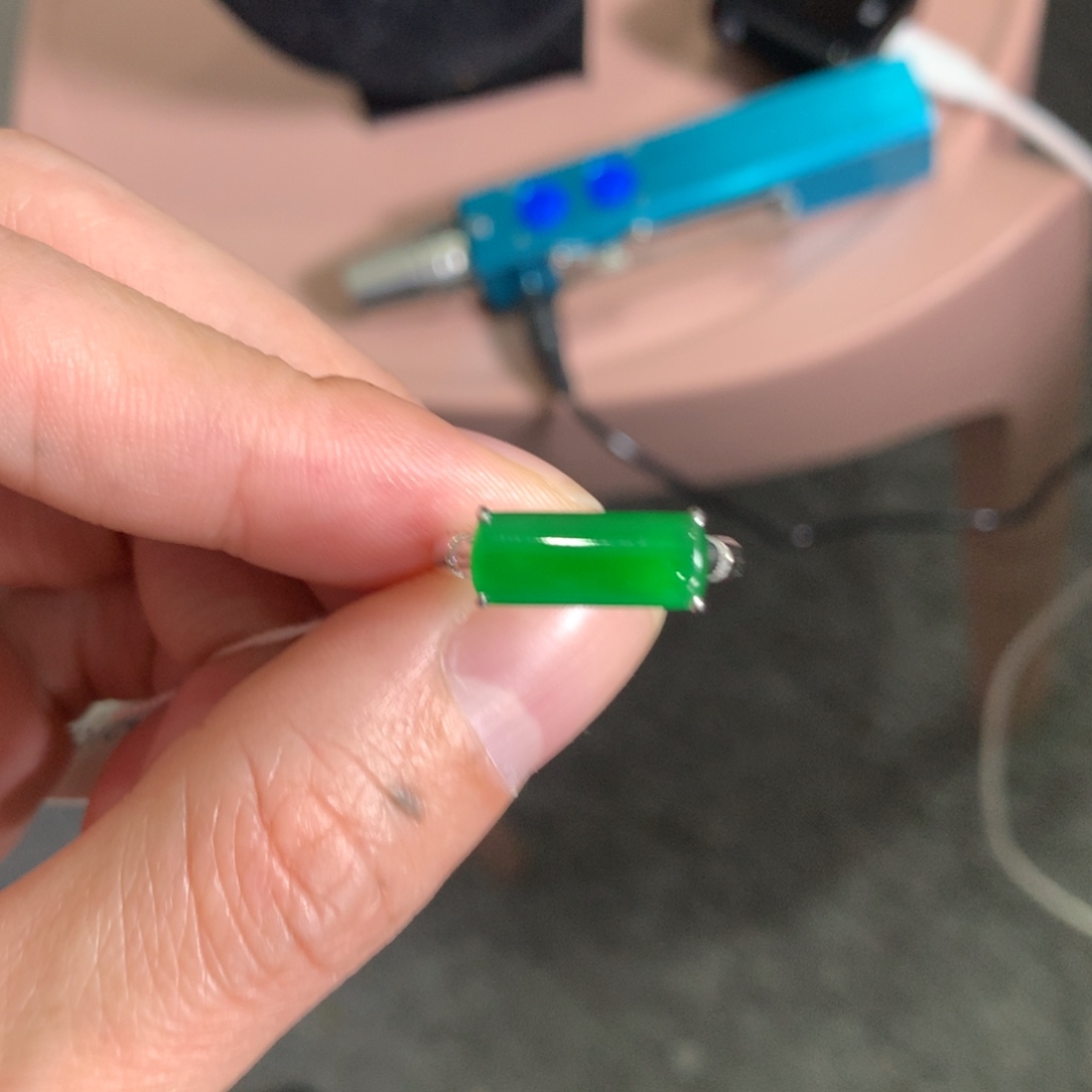 F***n翡翠18K金镶嵌戒指翡翠