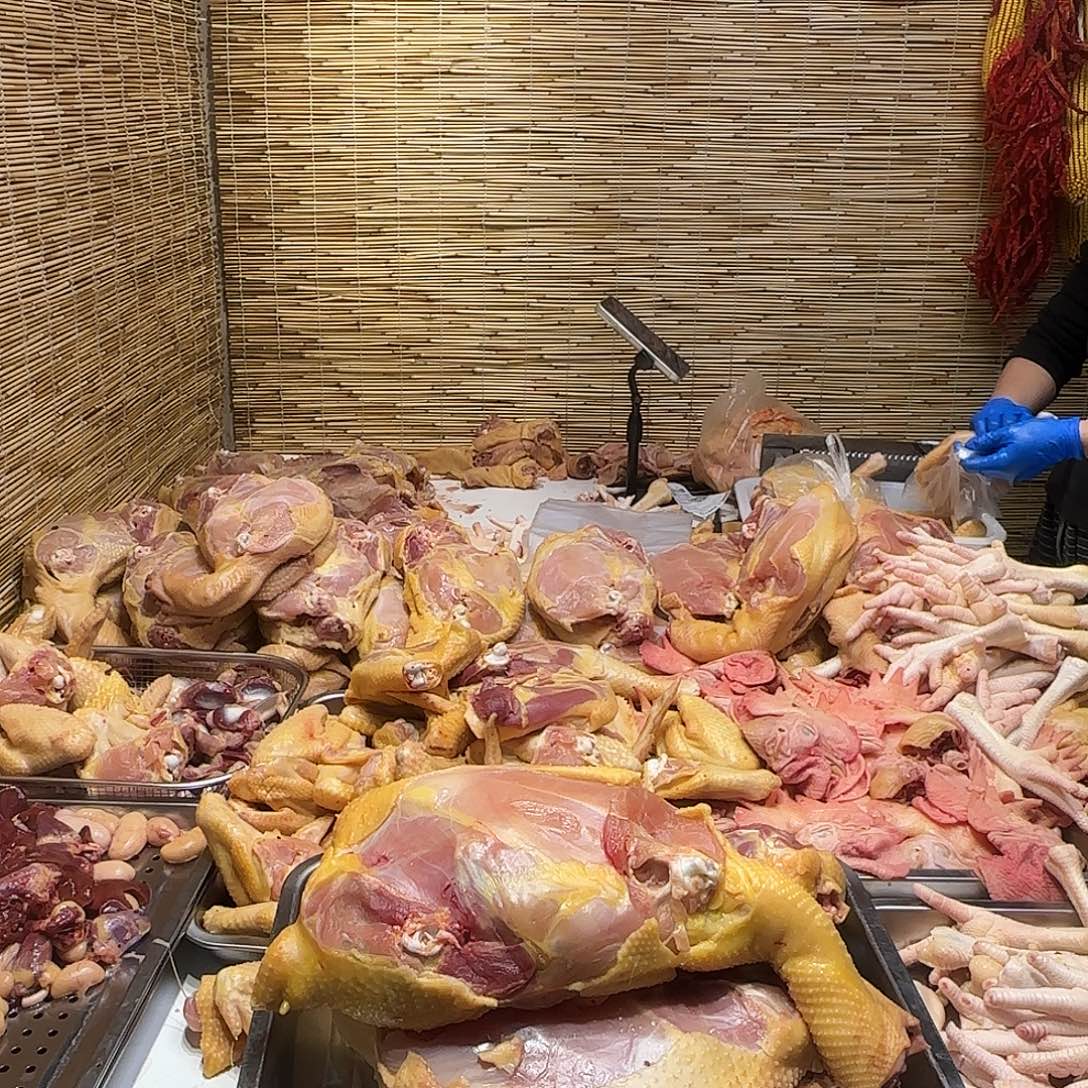 6月中国大陆食用农产品肉架6.77斤