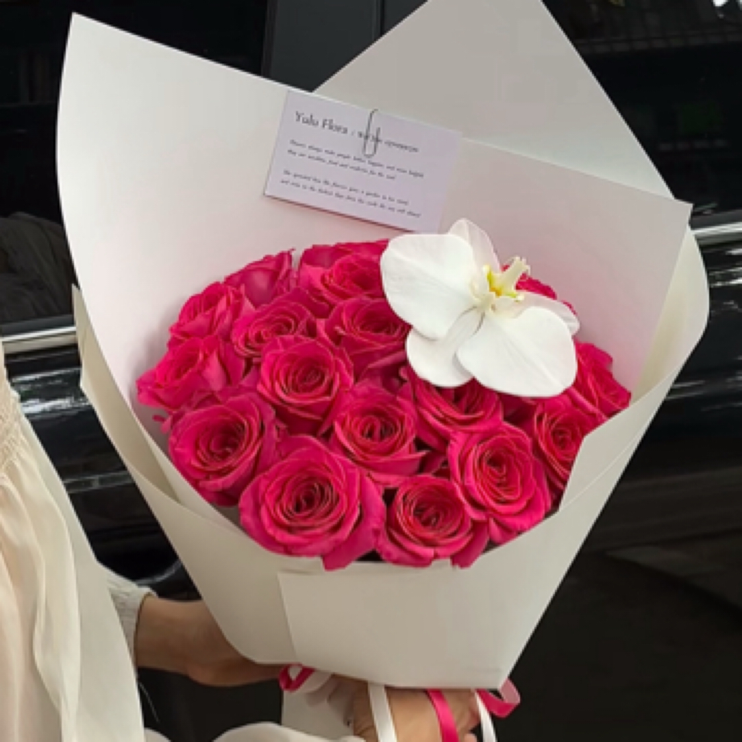 玫瑰混搭蝴蝶兰花束鲜花速递全国同城配送送女友生日礼物