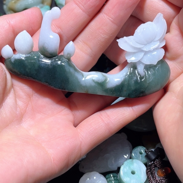 【闪购商品】翡翠颈饰未镶嵌天然翡翠