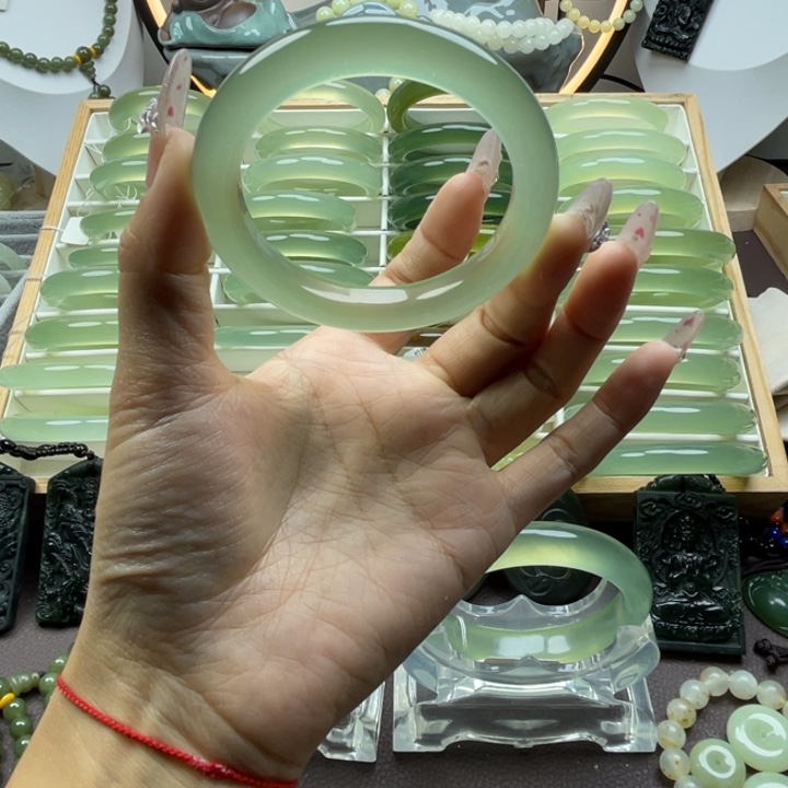 开***好岫玉未镶嵌手镯岫玉