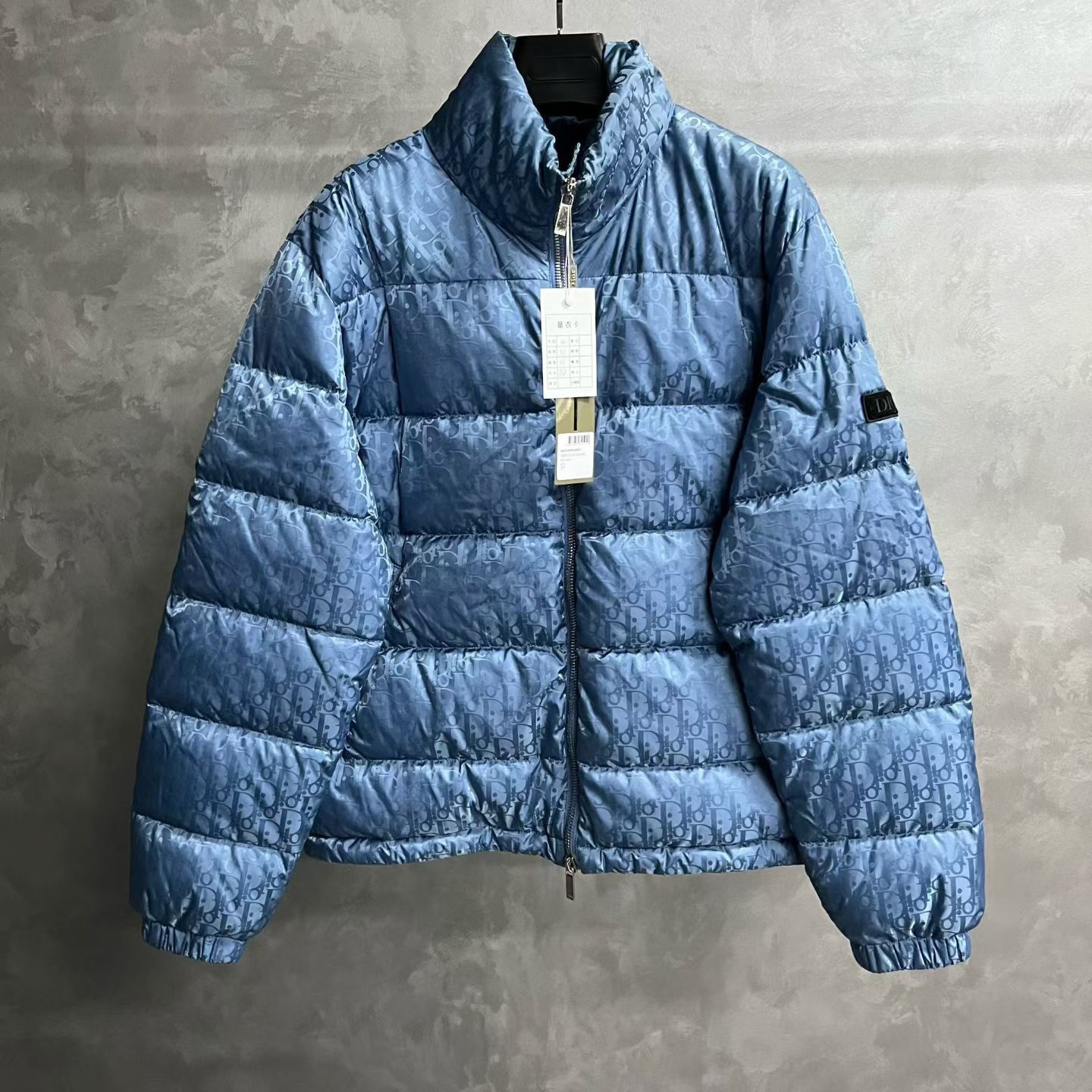 dior 蓝色纯色Logo提花拉链羽绒服/52 