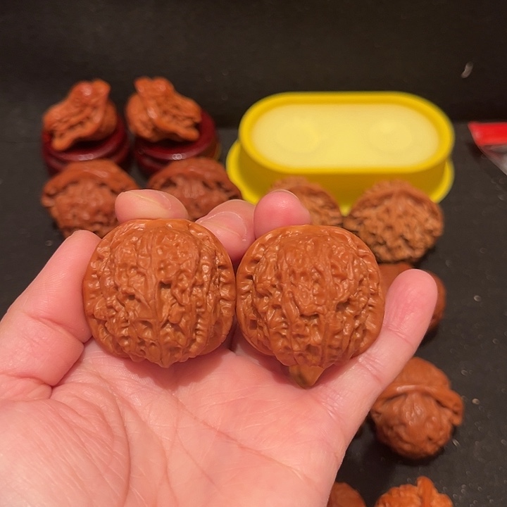 把件文玩核桃血麒麟