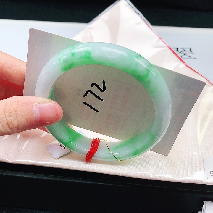 翡翠手镯未镶嵌缅甸天然a货手镯56+