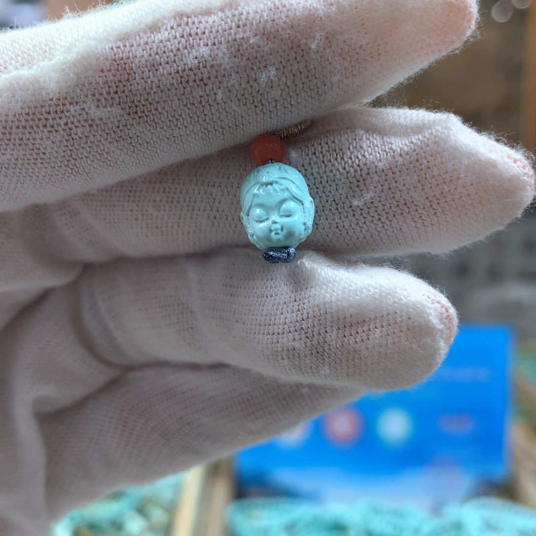 绿松石未镶嵌挂件