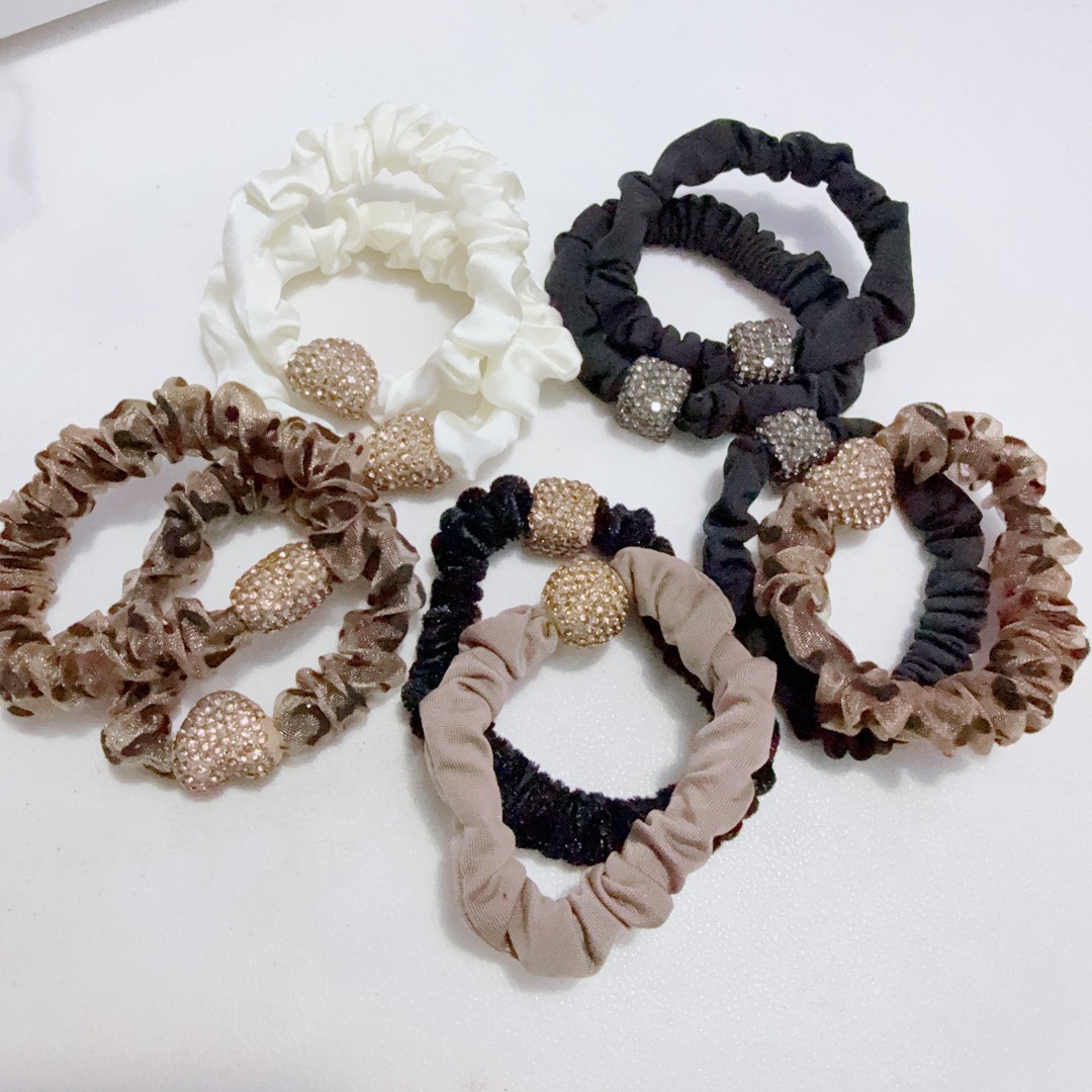 新款高端百搭头绳女秋冬扎头花发绳橡皮筋高级感毛绒皮套发圈3852