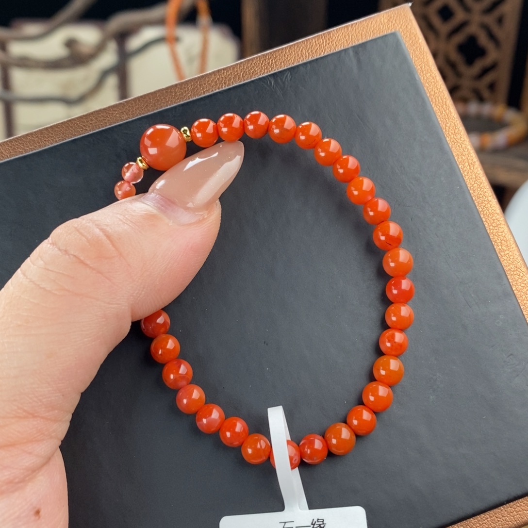 南红玛瑙未镶嵌手链