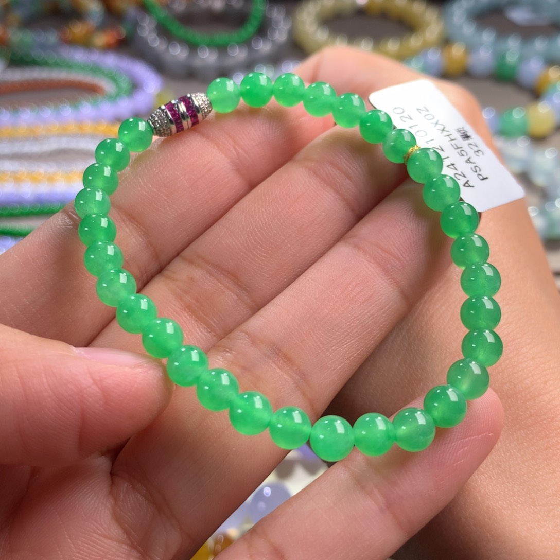 翡翠手链未镶嵌卡5