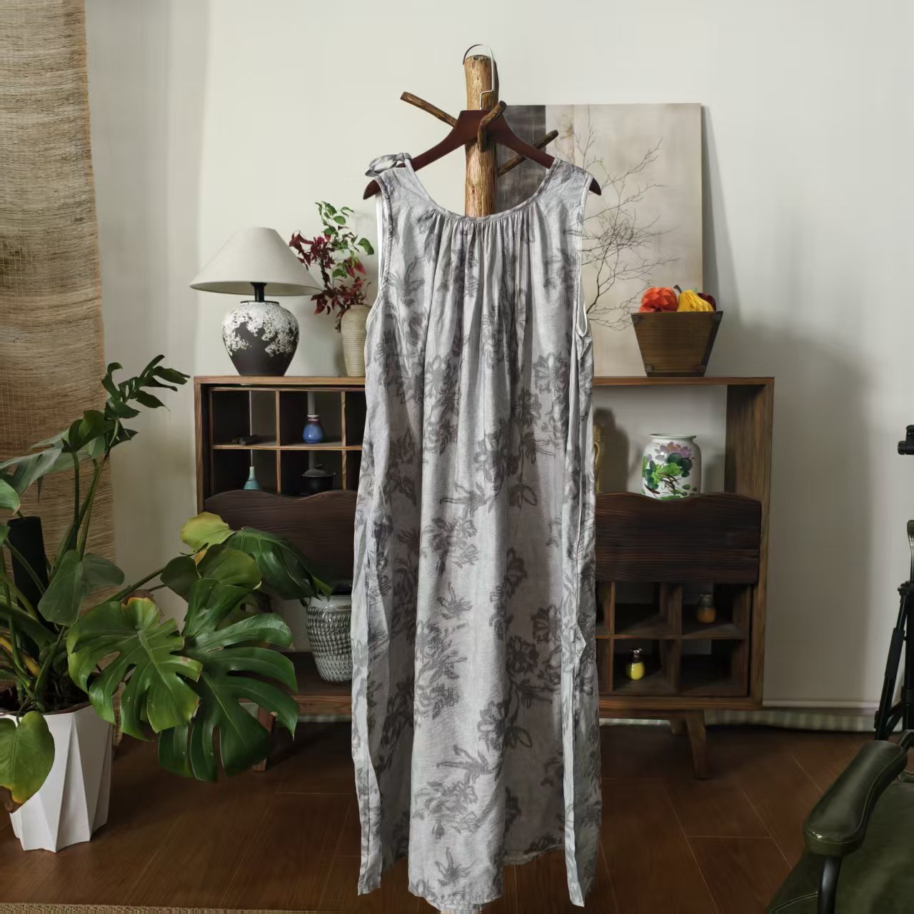 【大梅子推荐】设计款亚麻系带背心裙X1723A