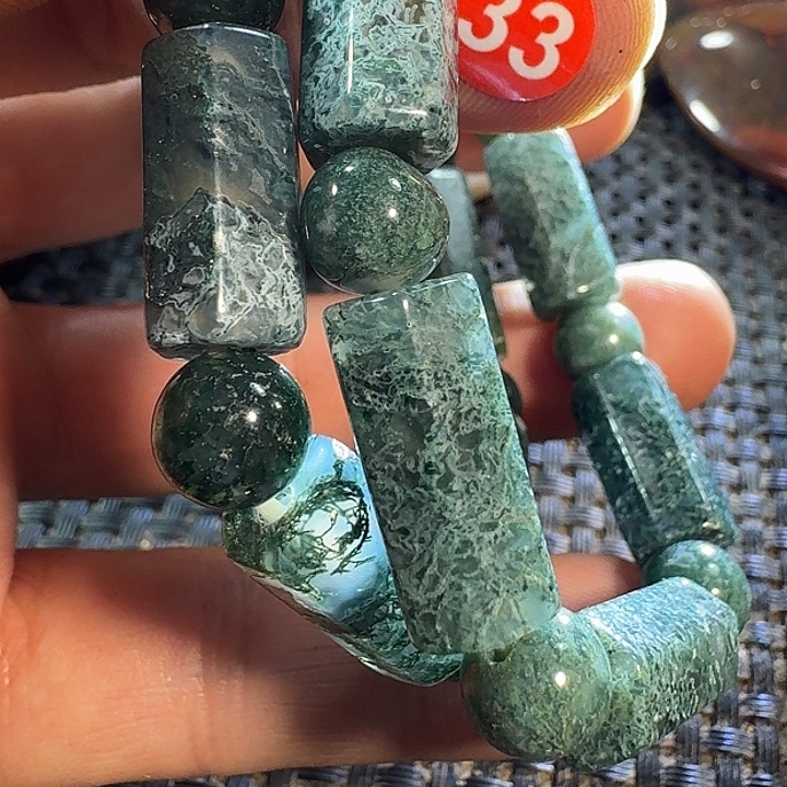 乙***玛瑙/玉髓未镶嵌颈饰