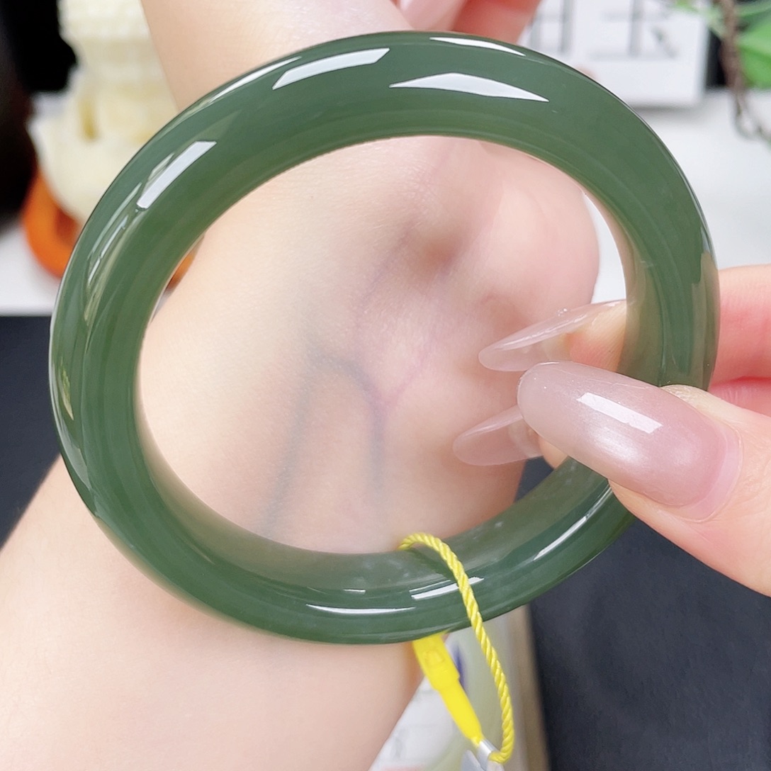 和田玉手镯未镶嵌57